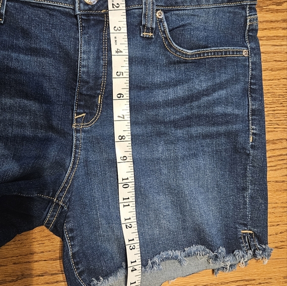 Seven7 Blue Jean Shorts with Frayed Hem. Size 10 With Stretch. - Picture 7 of 7